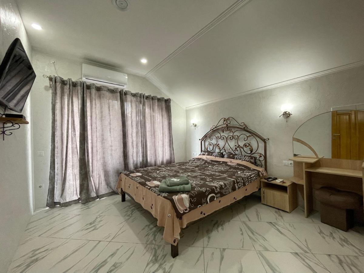 Villa Aeroport Розовый Дом Kişinev Dış mekan fotoğraf