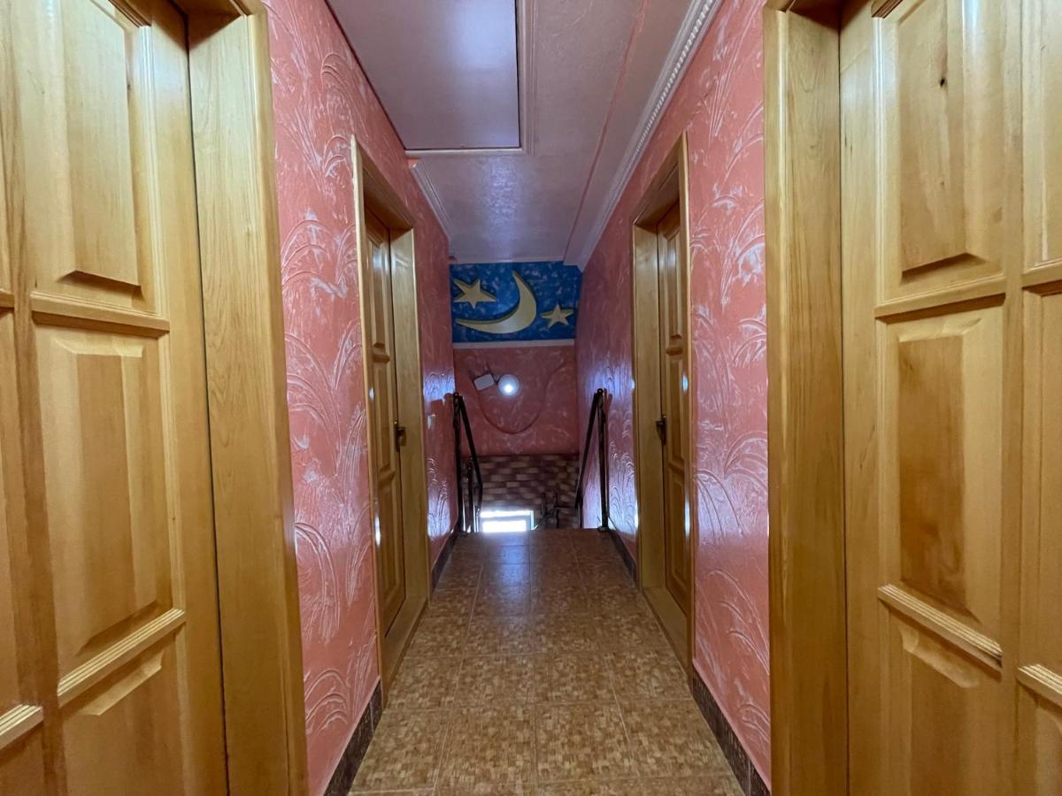 Villa Aeroport Розовый Дом Kişinev Dış mekan fotoğraf